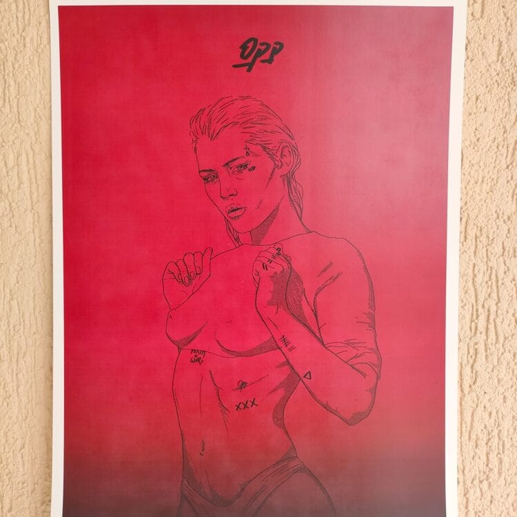 Print Posing lady 7